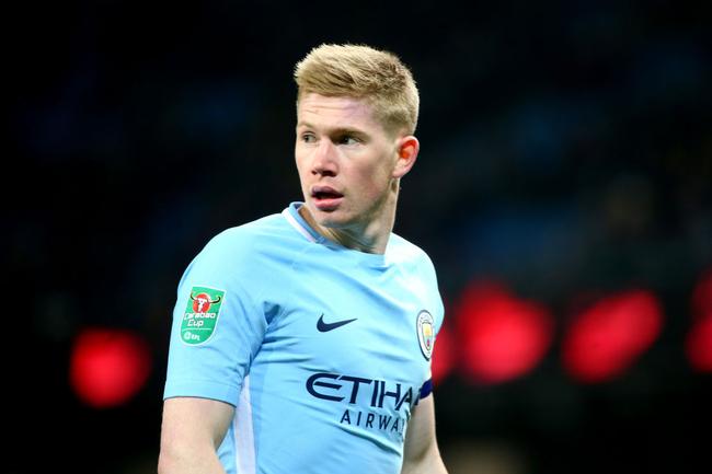 队报：里昂计划1月引进一名中卫，已经联系了切尔西的迪萨西