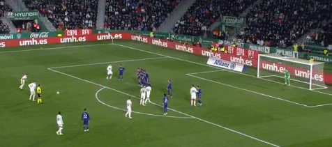 杰伦·布朗本赛季场均得分来到29，队史上仅次于塔图姆和伯德