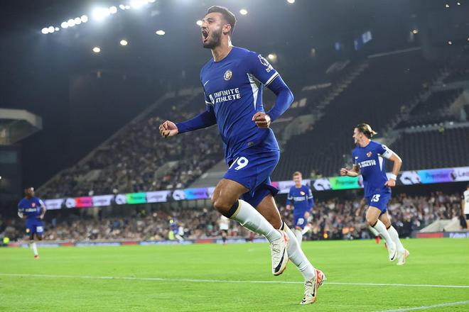 伊朗队保持稳定战绩